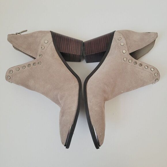 Marc Fisher Tan Pointed Toe Studded Booties Size 9.5 - Picture 4 of 7